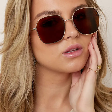 UNICORN Women's Casual Sunglasses - Red One size