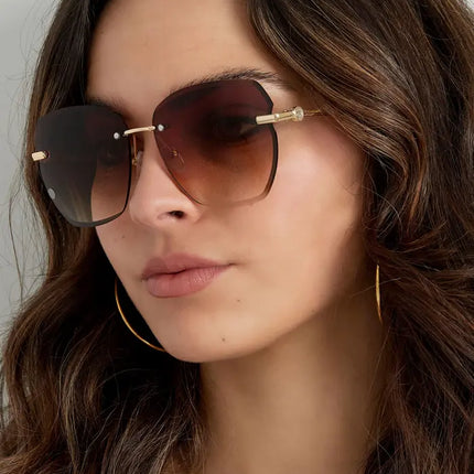 UNICORN Women's Black Gold Color Sunglasses One Size