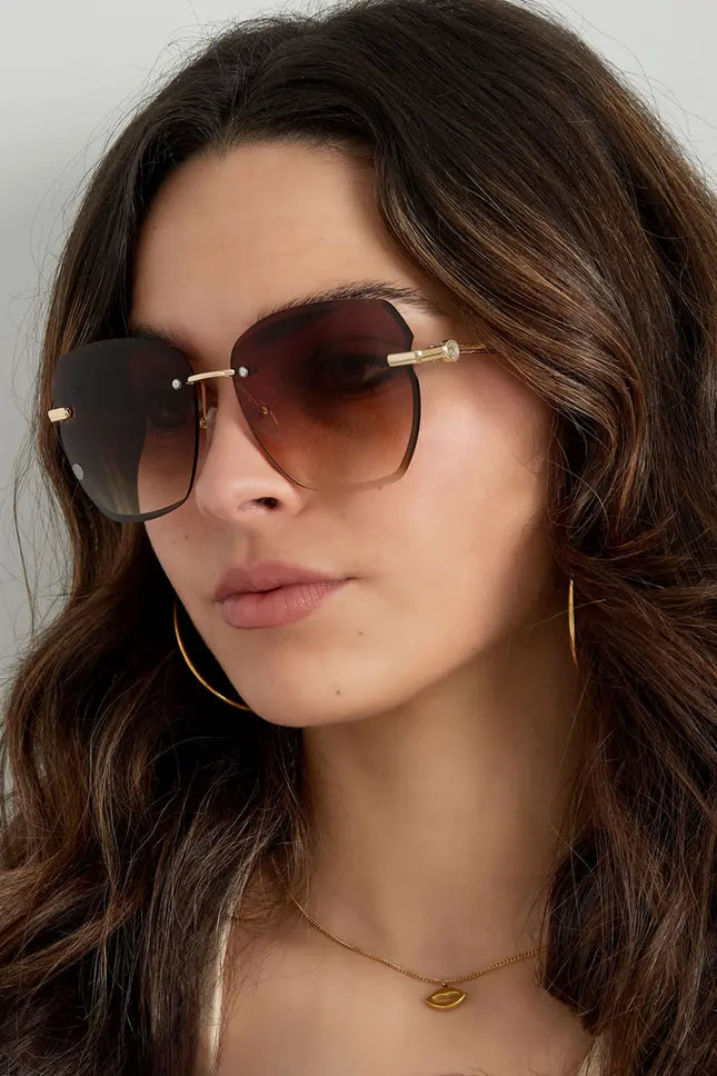 UNICORN Women's Black Gold Color Sunglasses One Size