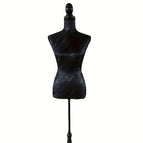 Black model (1pc)
