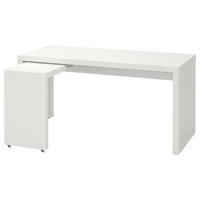 UNICORN Desk with pull-out tray white 151x65 cm