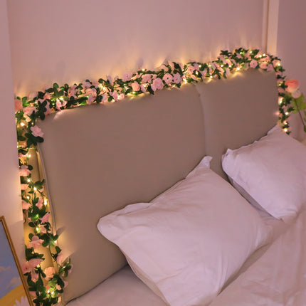 UNICORN Lighted Artificial Pink Rose Vine Decoration