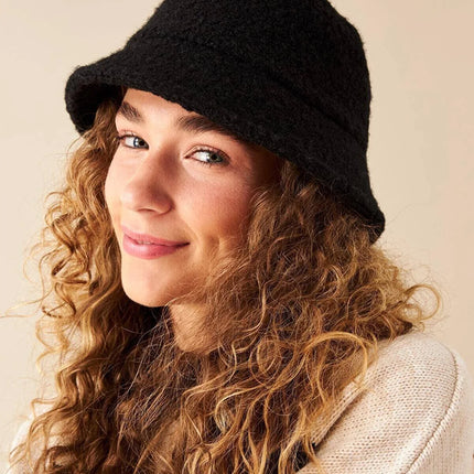 UNICORN Women's hat white black