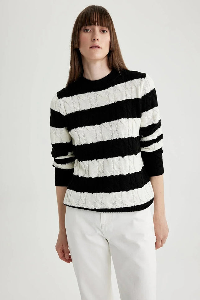 UNICORN Women's sweater black and white xs s m l xl