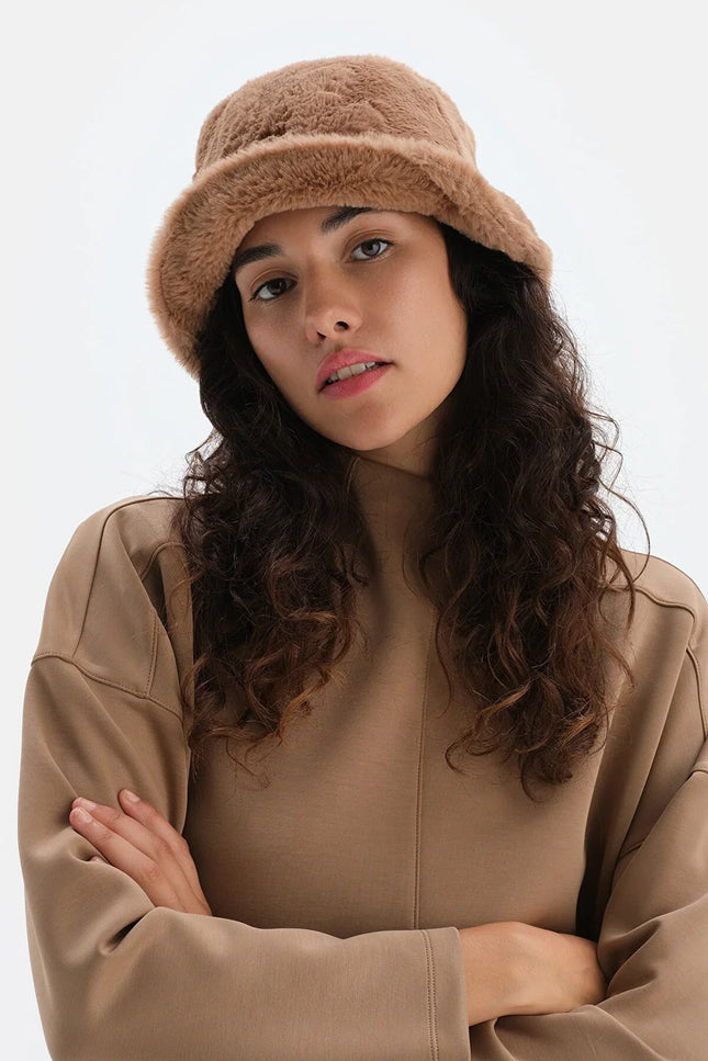 UNICORN Women's hat soft woolly brown one size