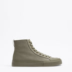 Army Green / 39