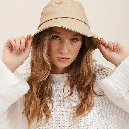 UNICORN Women's hat leather dark brown beige one size