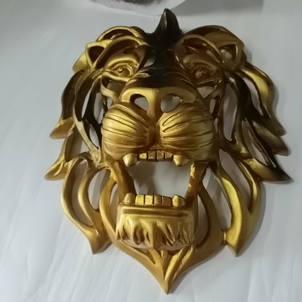 UNICORN Golden Lion Statue Elegant Wall-Mounted Resin Lion Sculpture Suitable for Home