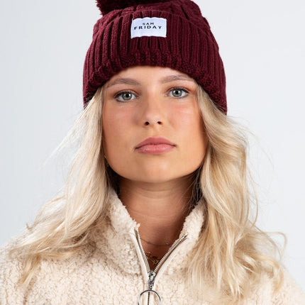 UNICORN Ladies winter hat logo print beige black red