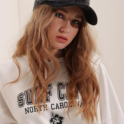 UNICORN Ladies' cap woolly white black