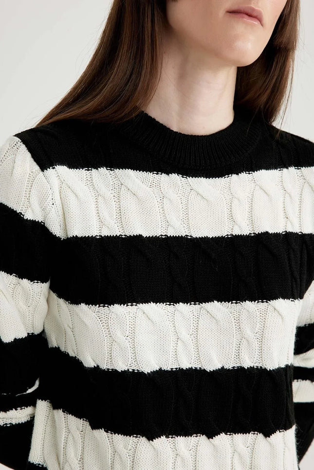 UNICORN Women's sweater black and white xs s m l xl
