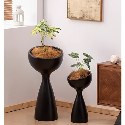 UNICORN Resin Vase with Drainage Hole 45.72cm Tal Indoor & Outdoor White Black