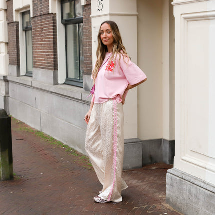 Amour sweater korte mouw roze