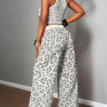 UNICORN Women's Standard Size Grey& White Leopard All-Over Print Halter Top