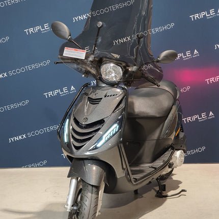 Piaggio Zip Kappenset SP 5 delig Psychedelic Zwart Grijs 2005 t/m 2023