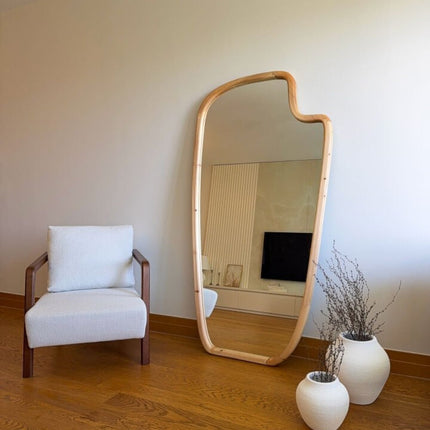 Liv – Organische Spiegel met Houten Frame 180x100 cm