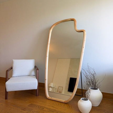 Liv – Organische Spiegel met Houten Frame 180x100 cm